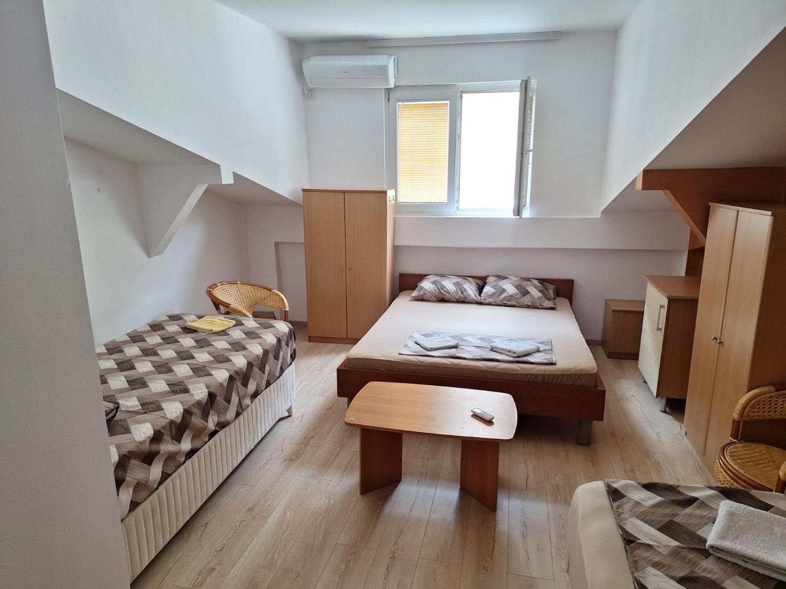 Hostel Izvor Podgorica Eksteriør billede